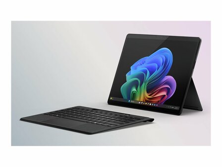  Das Surface Pro Type Cover geh&ouml;rt nicht standardm&auml;&szlig;ig zum Lieferumfang 